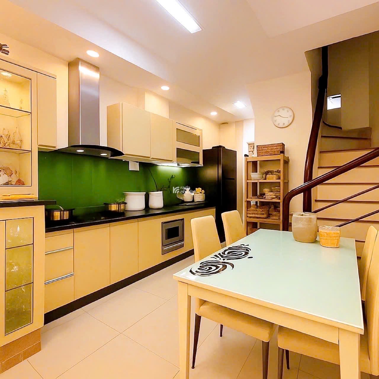 Bán nhà Quận 3, Hẻm Xe hơi Nguyễn Đình Chiểu, Sổ vuông vức 3.4 x 11 m, 8.4 tỷ