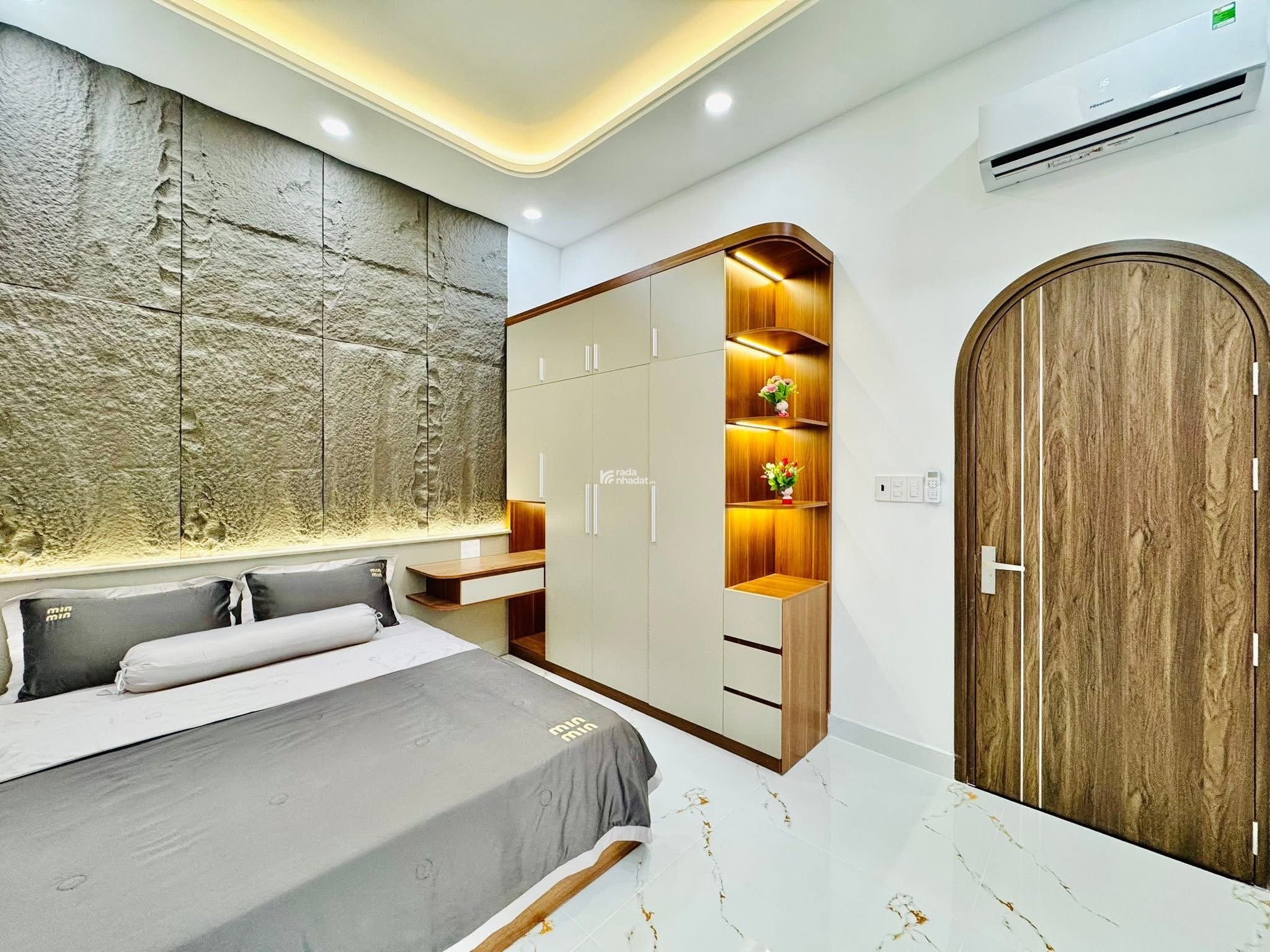 Bán nhà HXH mới toanh 2 tầng 56,6m2, Đỗ Thúc Tịnh, Gò Vấp, Giá 3 tỷ 570 tr TL/ SHR Sang tên ngay