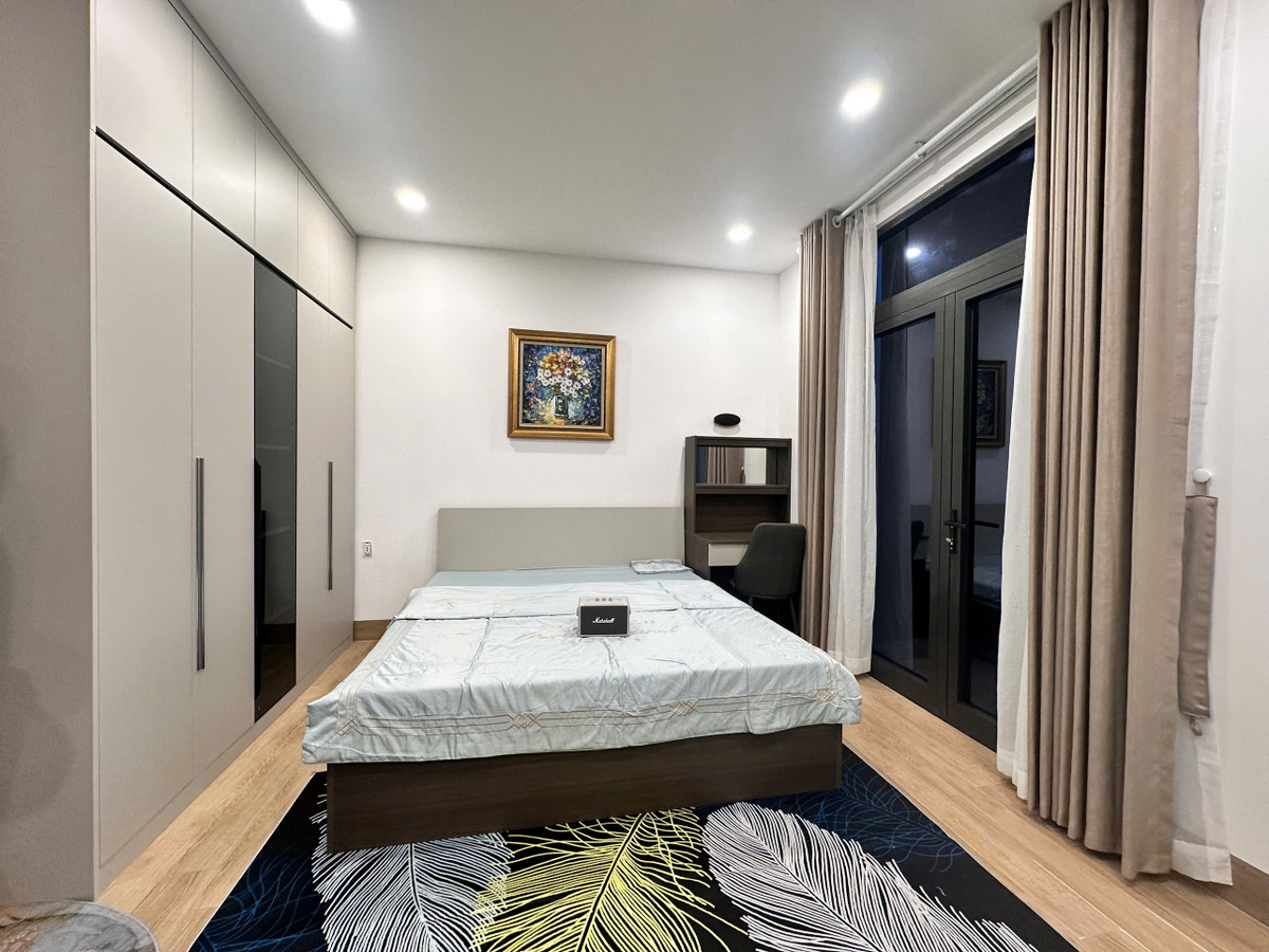 Hàng đẹp liền kề TMDV The Manhattan Glory, giá 29,28tỷ