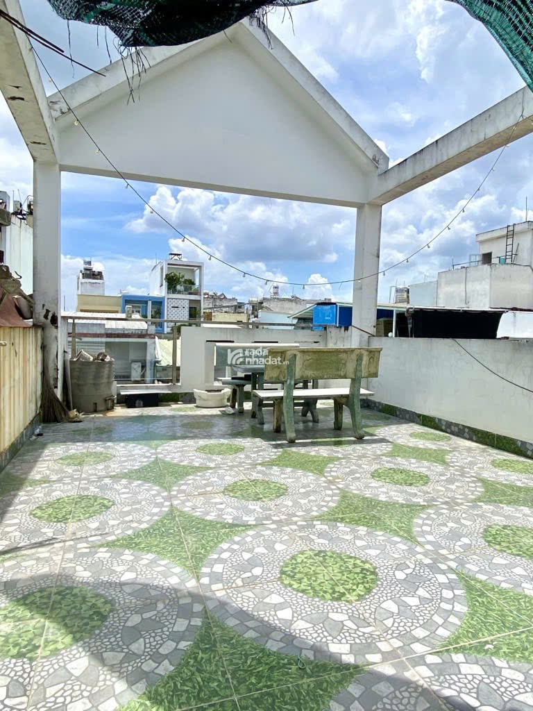 Bán Nhà Hai Mặt Tiền,Đường Chiến Lược (72m2 -4 x 18 x 3 Tầng) 6,1 Tỷ TL