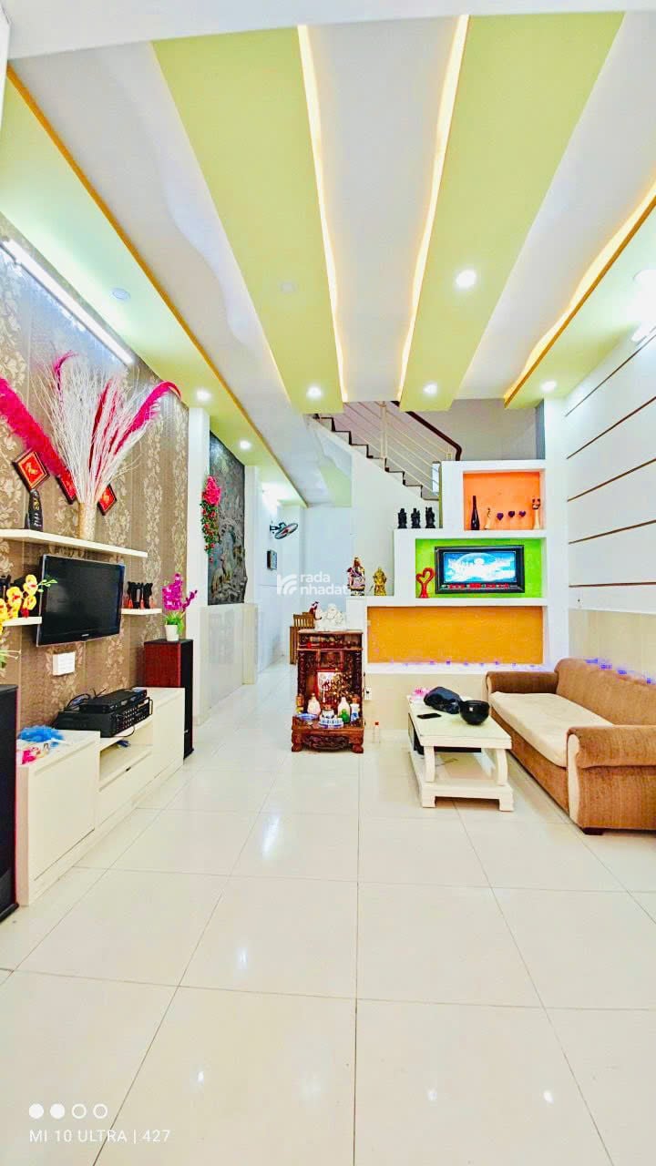 NHÀ TÂN PHÚ  4PN  2 Lầu  ST, 40m2 (4x10), GÍA 5.38 TỶ TL, PHÁP LÝ CHUẨN, XD ĐỦ