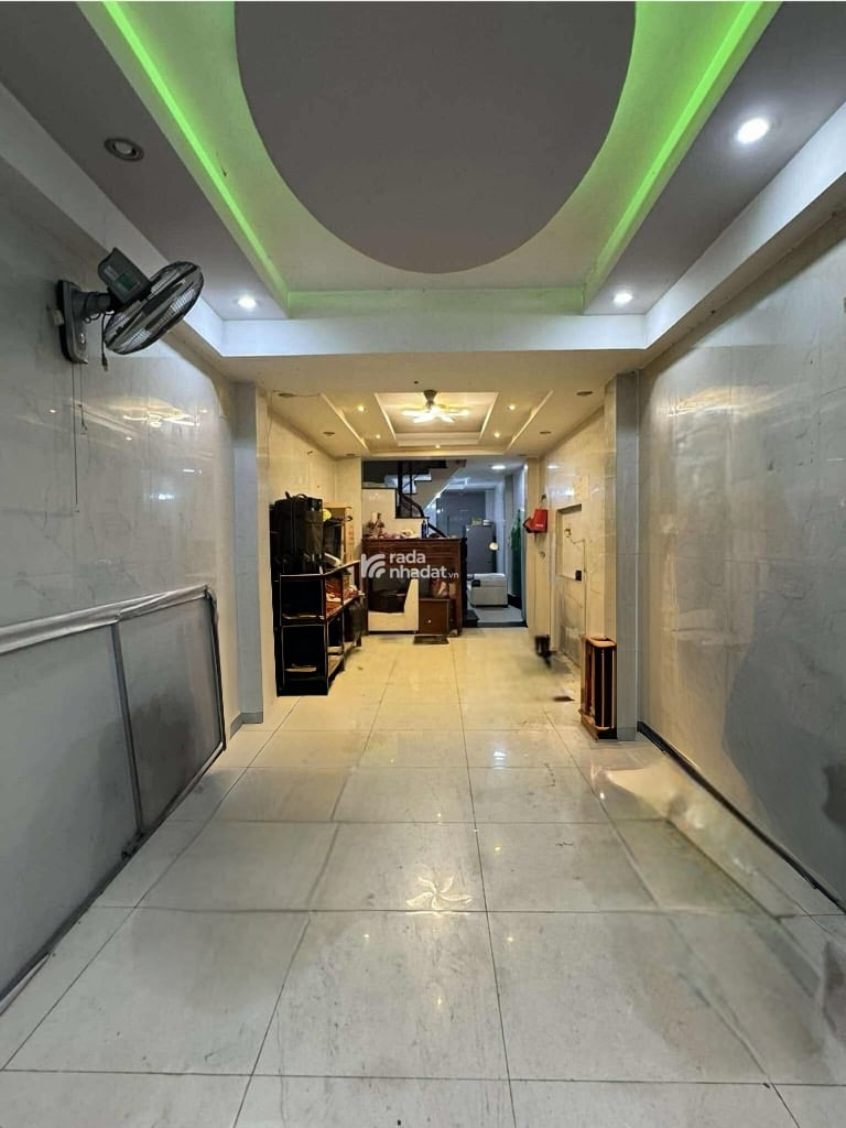 Nhà 4 tầng, chỉ 5.6 tỷ khu Vip Hậu Giang