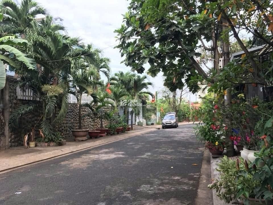 MỚI ĐẸP Ở NGAY MẶT TIỀN KD TỐT, K. HIMLAM TRƯỜNG THỌ 3 TẦNG 5X20 NHỈNH 12 TỶ.