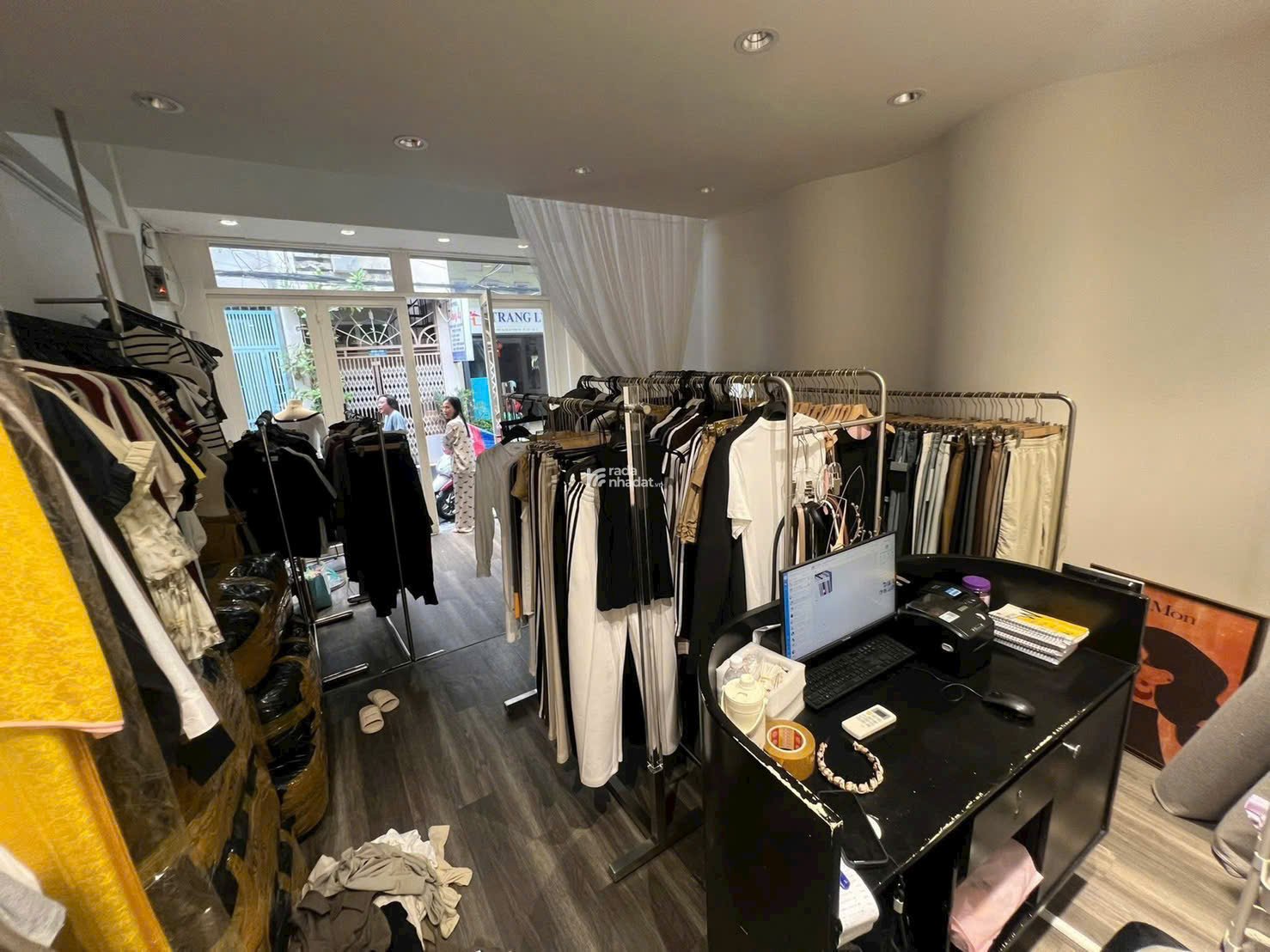 BÁN NHÀ HẺM XE TẢI LÊ VĂN SỸ Q3 - 3.77x15.5 - GIÁ TỐT DƯỚI 10 TỶ