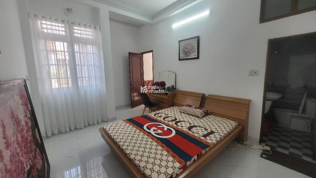 GÓC 2MT 4 TẦNG ĐẸP - TÂN BÌNH - 43M2 - NGANG 4M NỞ HẬU - HẺM 7M - GẦN ĐH VĂN HIẾN - 8 TỶ 500