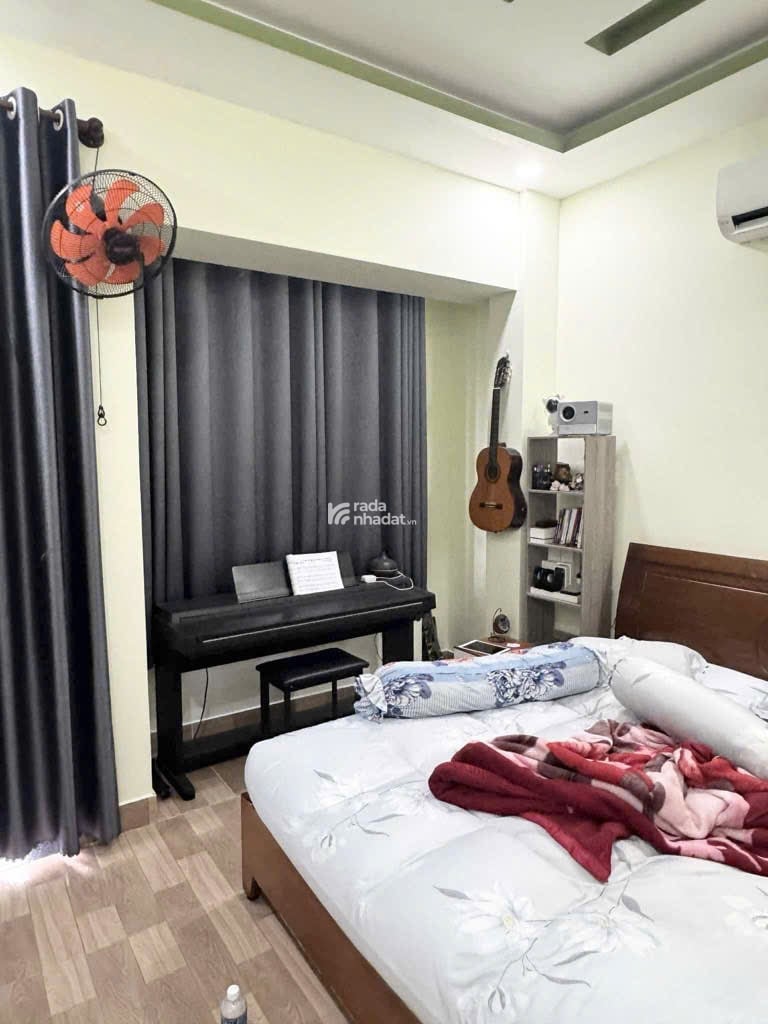 BÁN NHÀ MỚI ĐƯỜNG TỈNH LỘ 10,KHU TÊN LỬA (4 x 15 x 4 Tầng) 6.15 TỶ TL