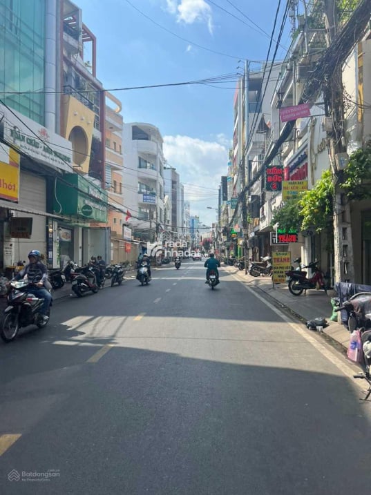 Nhà đẹp Hẻm Xe Hơi Tô Hiến Thành P.13 Q.10, DT 4x20m, 4 lầu Gía: 15.5 tỷ thương lượng 