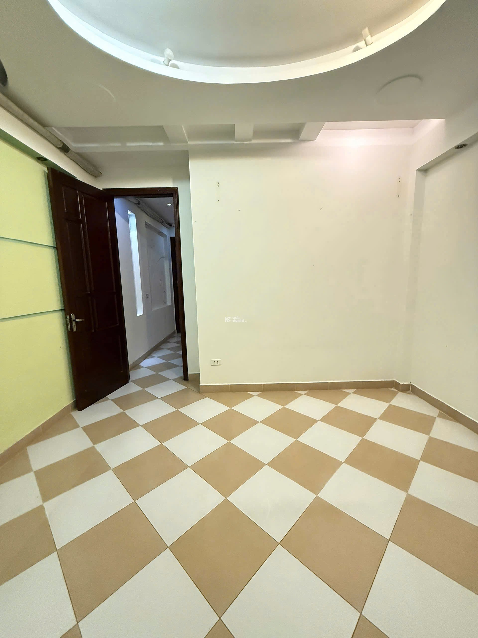 Bán nhà phân lô tại Trung Kính