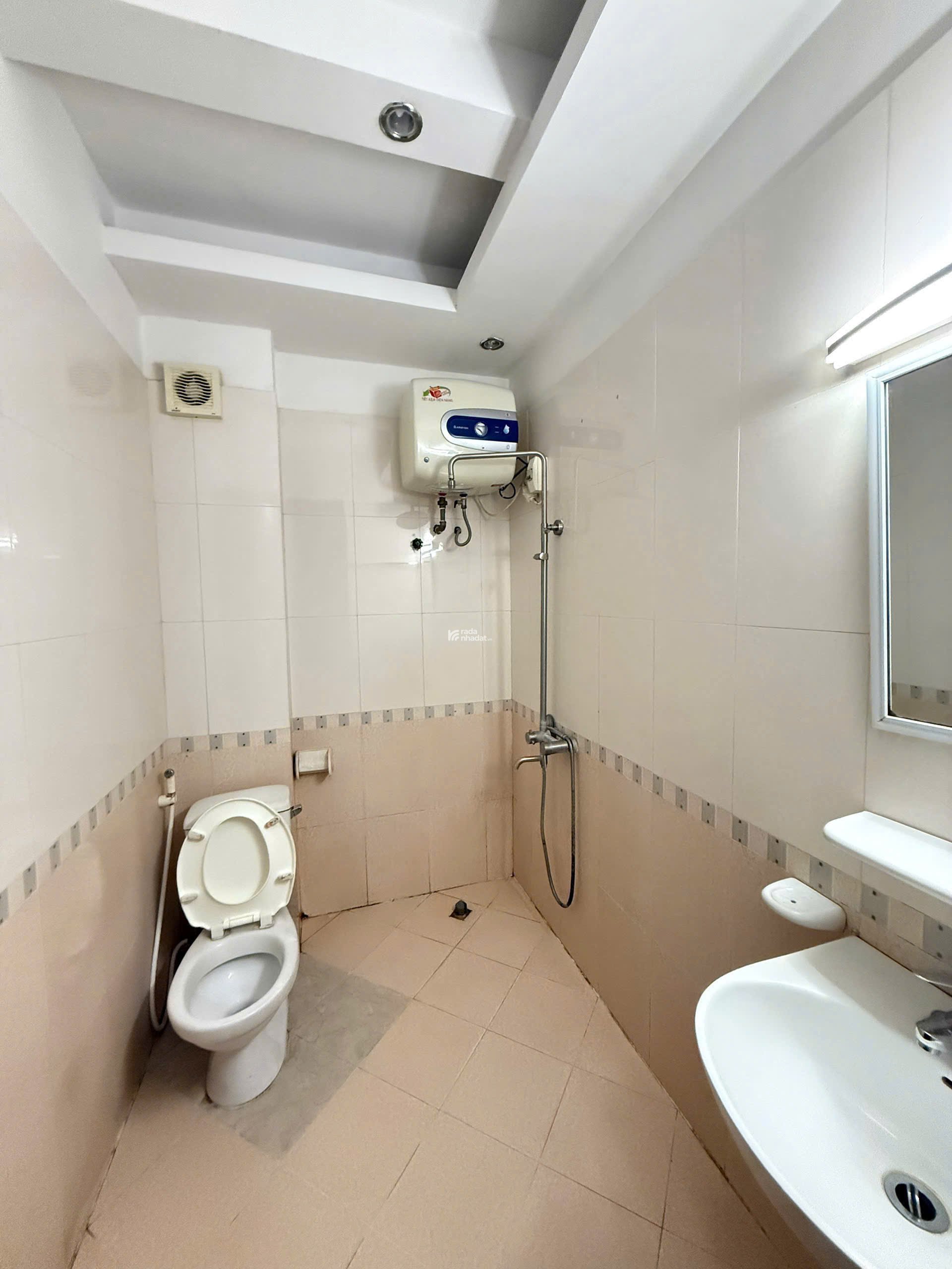 Bán nhà phân lô tại Trung Kính