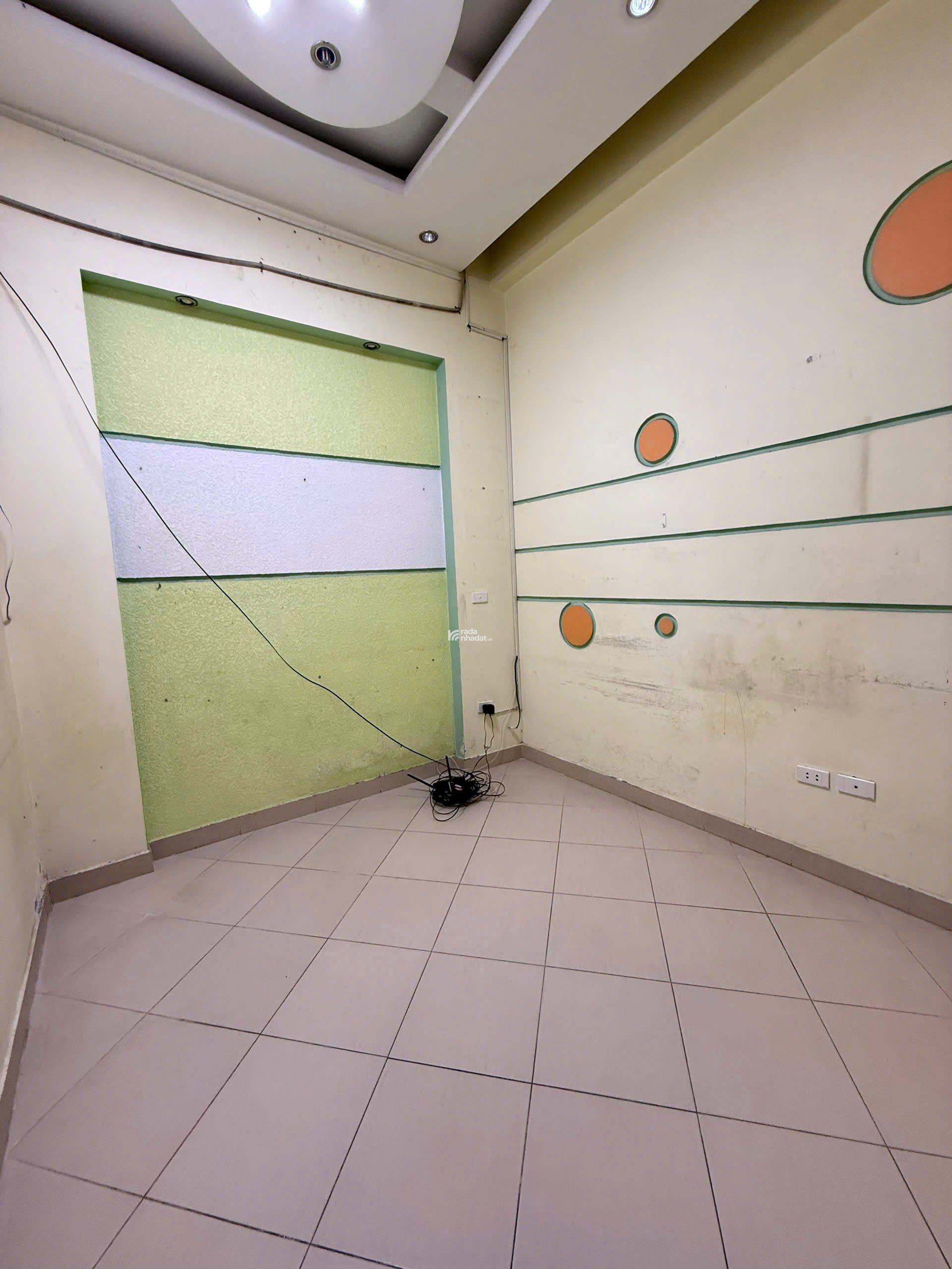 Bán nhà phân lô tại Trung Kính