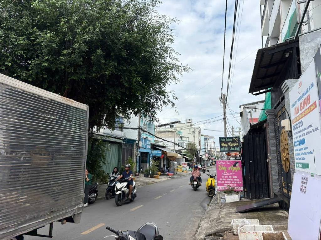 BÁN XƯỞNG MẶT TIÊN BÌNH HƯNG HOÀ A 290M2 20 TỶ THU 32 TRIỆU BÌNH TÂN