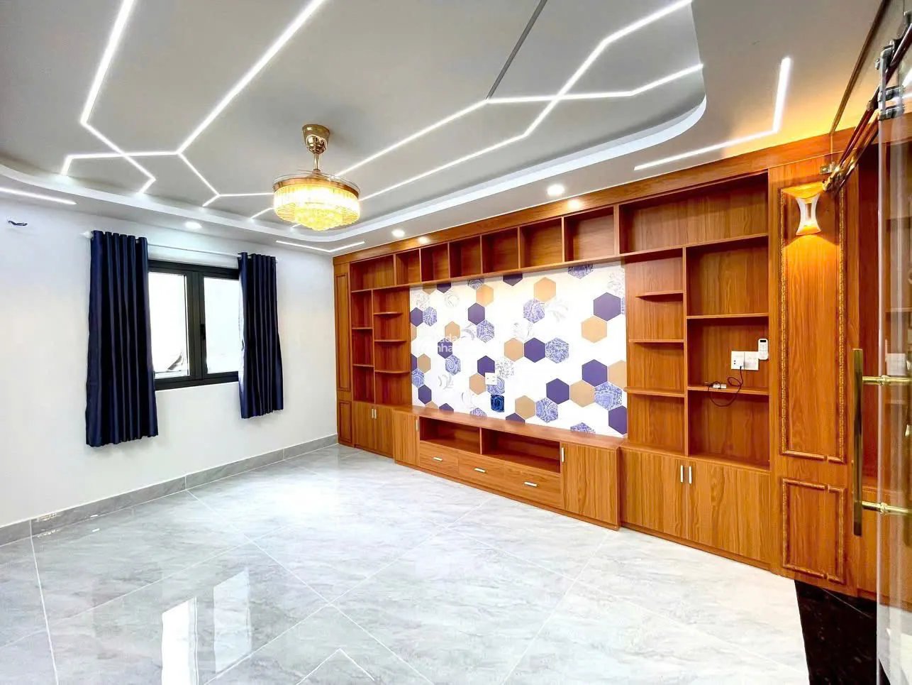 BÁN NHÀ ĐẸP 5 TẦNG ,XÂY MỚI 100% ,VỊ TRÍ ĐẮC ĐỊA GÒ XOÀI, BHHA, BÌNH TÂN