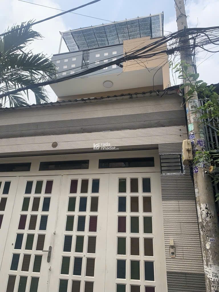 Nhà 3 tầng  sát mặt tiền Đông Hưng Thuận 06  Quận 12 Hẻm 5m  4.5x23m full thổ  Giá 8.88 Tỷ