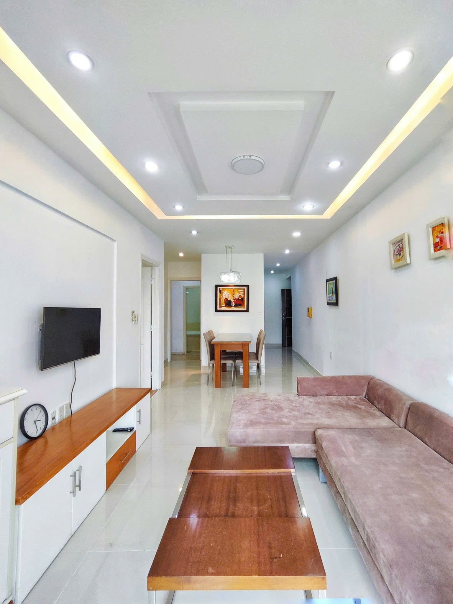 Cho thuê căn hộ Sky garden 3, PMH, Q7, Dt 68m2, TK 2PN full nội thất mới đẹp, giá chỉ 15 triệu