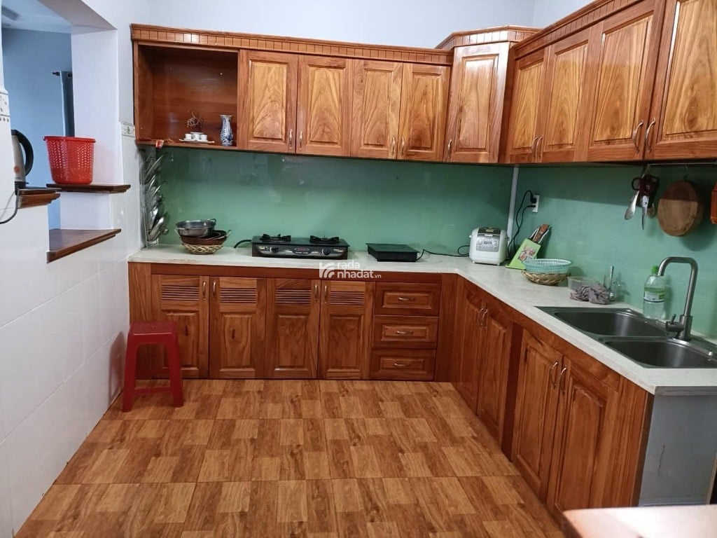 NHÀ ĐẸP LÔ GÓC 2 MẶT ĐƯỜNG NHỰA 20m, KINH DOANH CỰC ĐỈNH, 3 TẦNG 7,3X22 CHỈ 19 TỶ