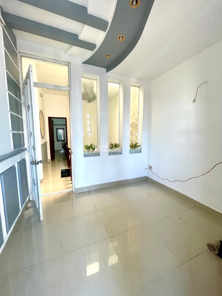 METRO HIỆP PHÚ Q12 - Ô TÔ TRÁNH - 3 TẦNG - 72M2 - FULL NỘ THẤT - 5.7 TỶ