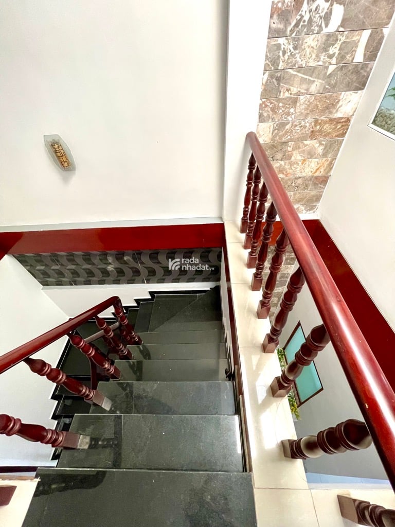 METRO HIỆP PHÚ Q12 - Ô TÔ TRÁNH - 3 TẦNG - 72M2 - FULL NỘ THẤT - 5.7 TỶ