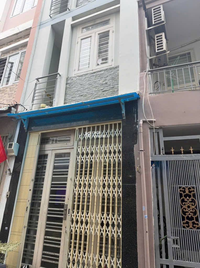 NGAY KHU VIP PHAN XÍCH LONG - HẺM HXH NHỰA HOA ĐÀO - 4TẦNG - 3PN - 8 TỶ