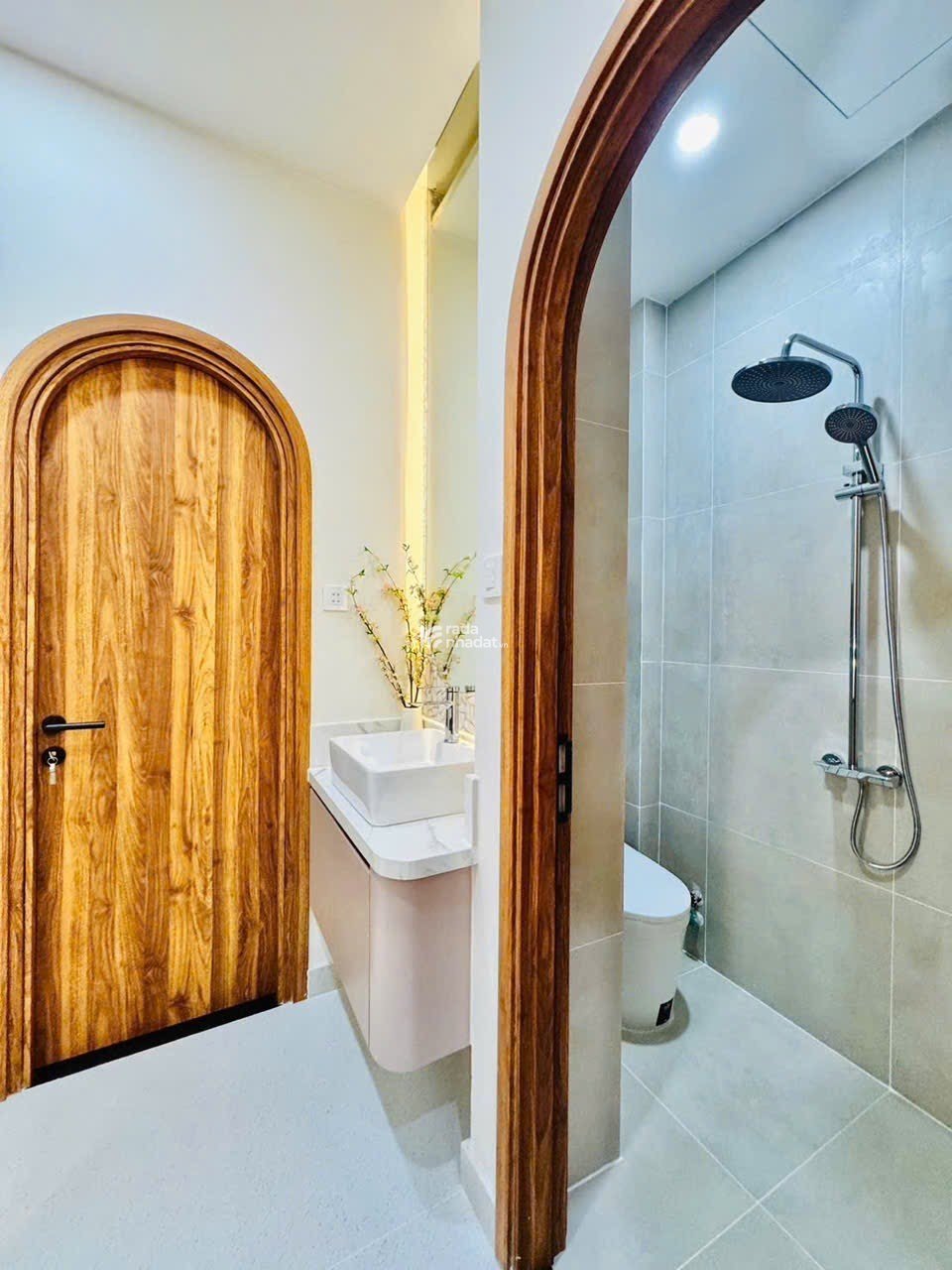 CỰC HIẾM! BÁN NHÀ Ở KHU VỰC BÌNH THẠNH TRÊN TRỤC ĐƯỜNG NGÔ TẤT TỐT CHỈ 4T85