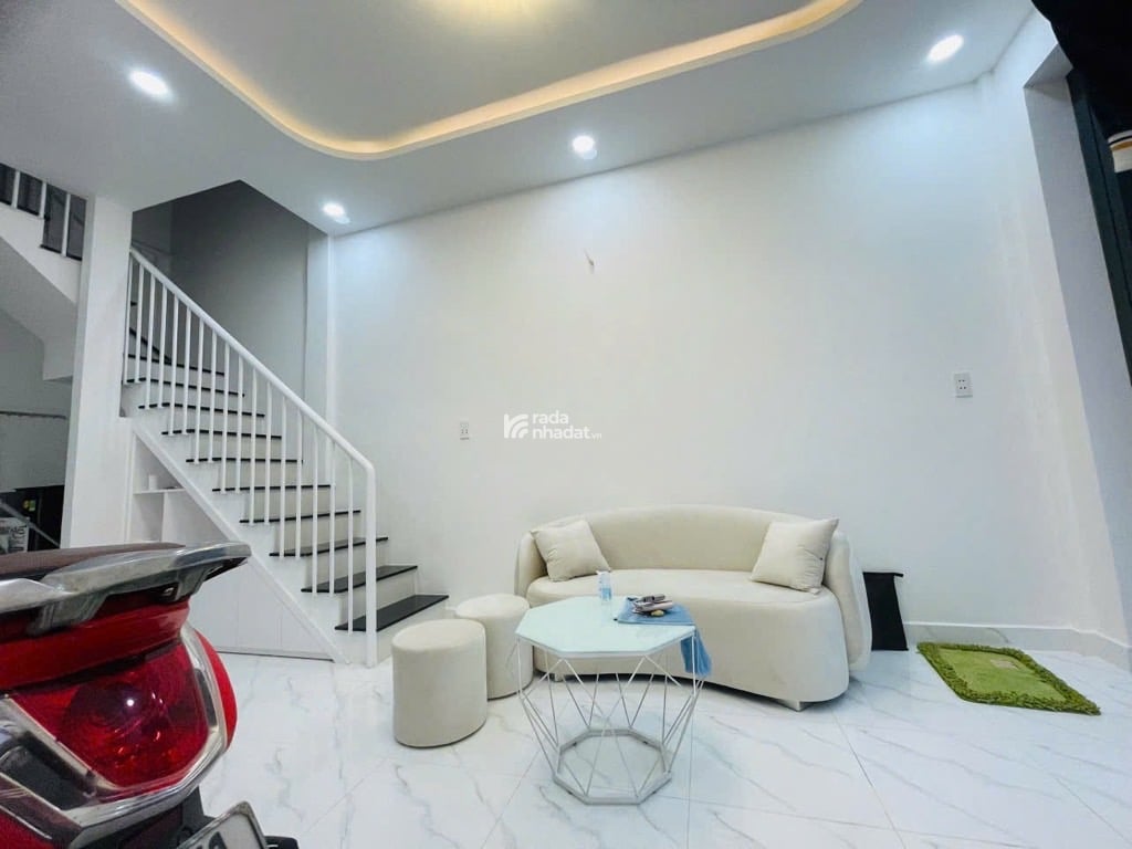 Bán nhà đẹp HXH Huỳnh Văn Bánh, F12, giá nhỉnh 6 tỷ.