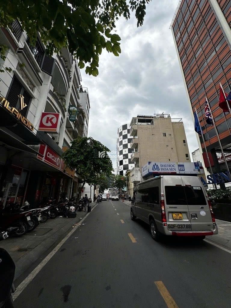 MẶT TIỀN KINH DOANH - QUẬN 1 - 2 TẦNG - 70M2 - 38 TỶ TL 