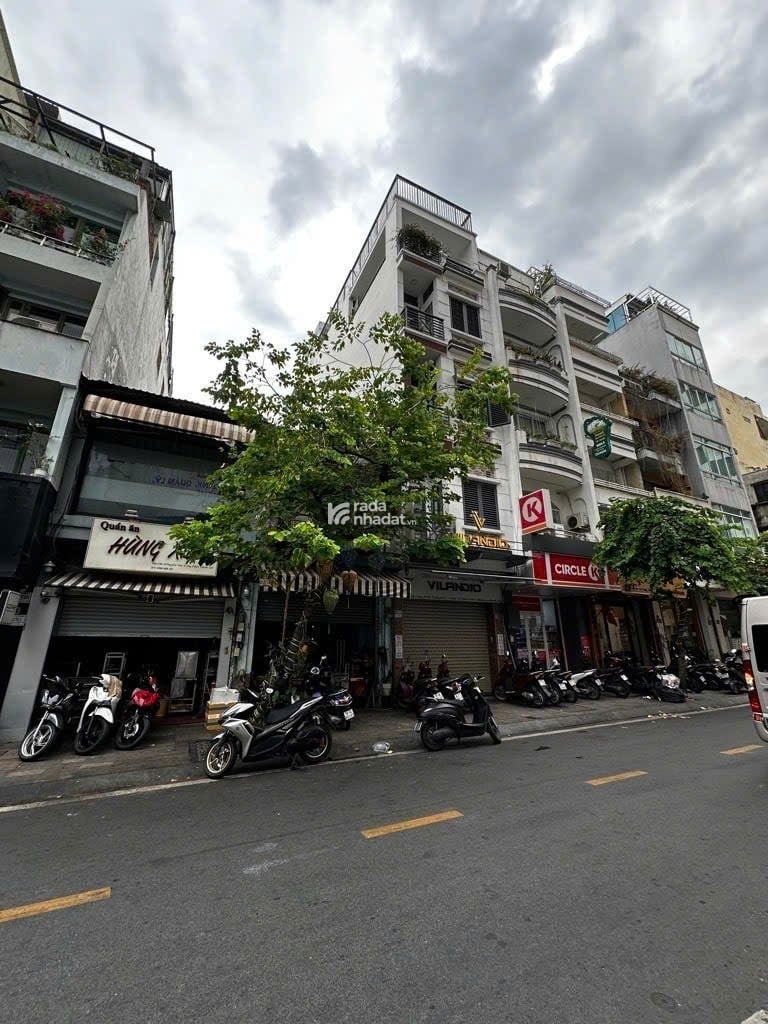 MẶT TIỀN KINH DOANH - QUẬN 1 - 2 TẦNG - 70M2 - 38 TỶ TL 