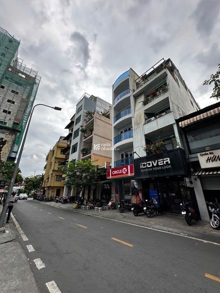 MẶT TIỀN KINH DOANH - QUẬN 1 - 2 TẦNG - 70M2 - 38 TỶ TL 