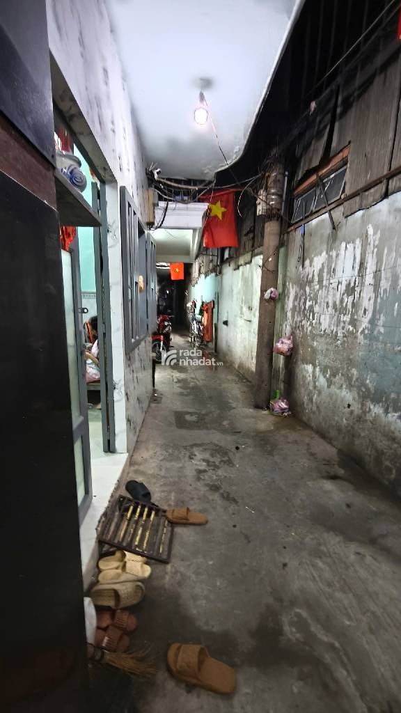 NGAY CHỢ VẢI, HẺM XE HƠI PHÚ THỌ HÒA, TÂN PHÚ, 32M2 HIẾM CÓ. GIẢM 550TR CHỈ CÒN 3.5T TL TỐT