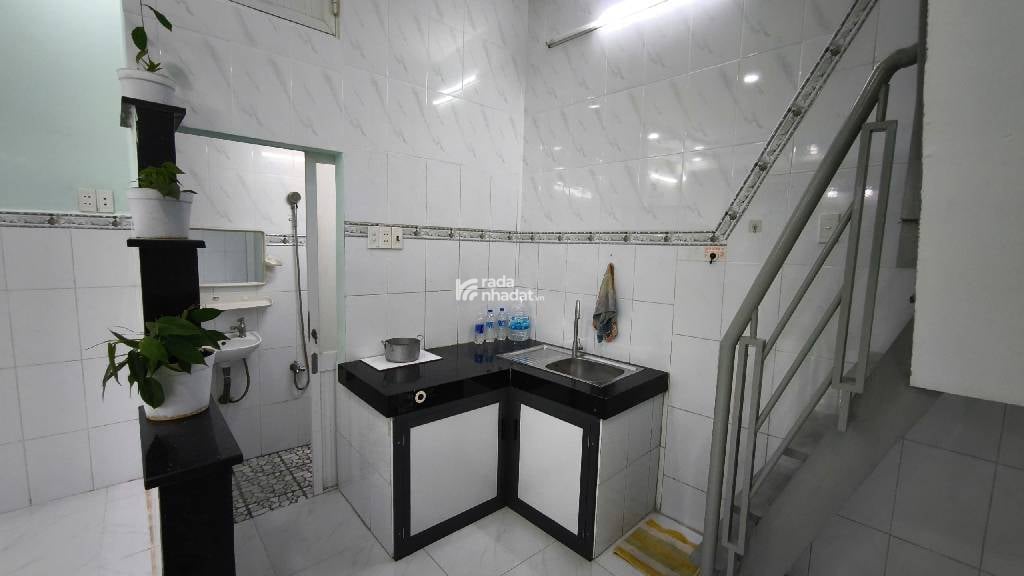 NGAY CHỢ VẢI, HẺM XE HƠI PHÚ THỌ HÒA, TÂN PHÚ, 32M2 HIẾM CÓ. GIẢM 550TR CHỈ CÒN 3.5T TL TỐT