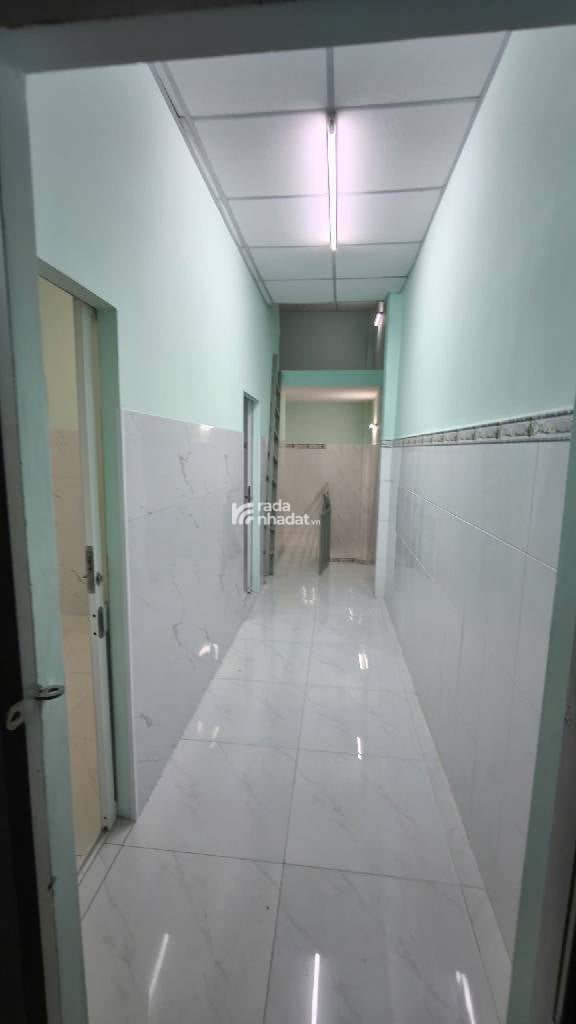 NGAY CHỢ VẢI, HẺM XE HƠI PHÚ THỌ HÒA, TÂN PHÚ, 32M2 HIẾM CÓ. GIẢM 550TR CHỈ CÒN 3.5T TL TỐT