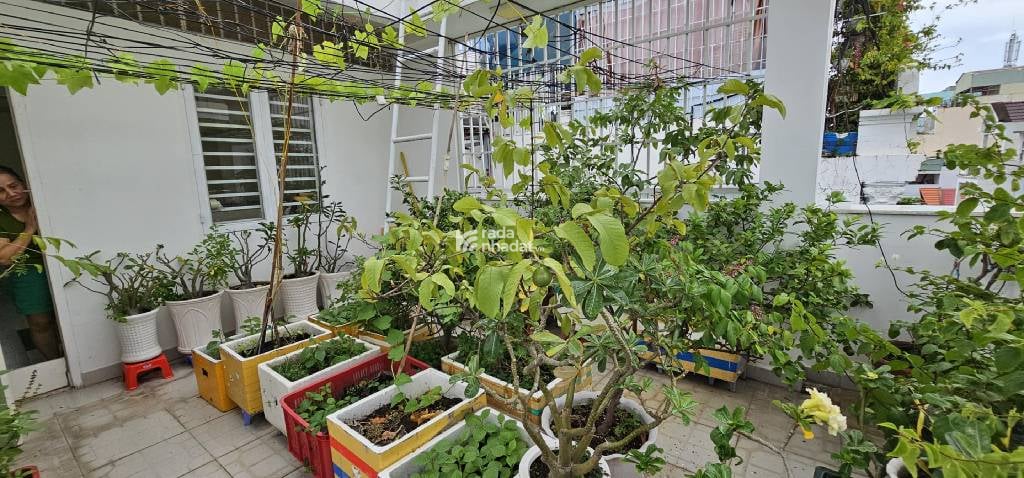 MẶT TIỀN KINH DOANH QUẬN TÂN BÌNH - 6 TẦNG - FULL NỘI THẤT CAO CẤP - DTS 243M2 - KHU VIP CỘNG HÒA