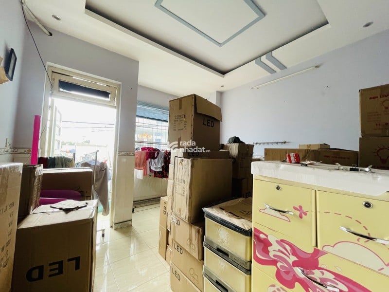 Nhà Tân Phú hẻm nhựa 7m thông, 40m2 2 tầng không lộ giới chỉ 5,9 tỷ. Giá tốt đầu tư.