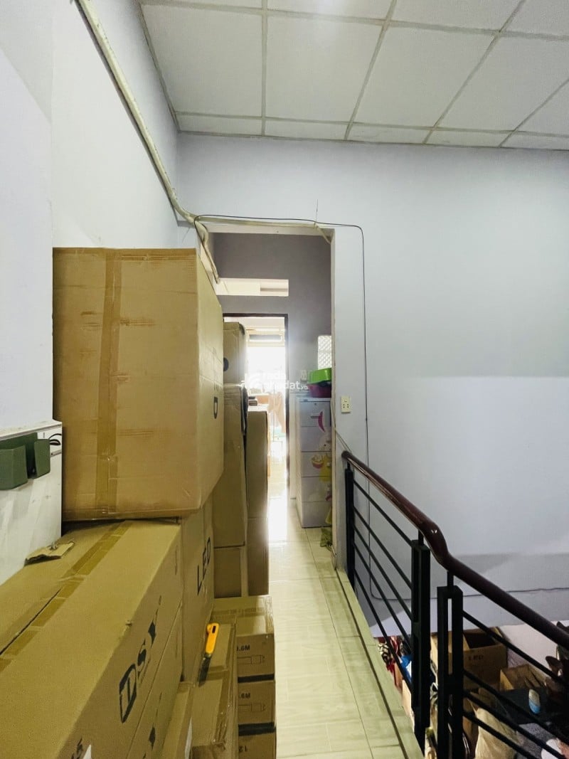 Nhà Tân Phú hẻm nhựa 7m thông, 40m2 2 tầng không lộ giới chỉ 5,9 tỷ. Giá tốt đầu tư.