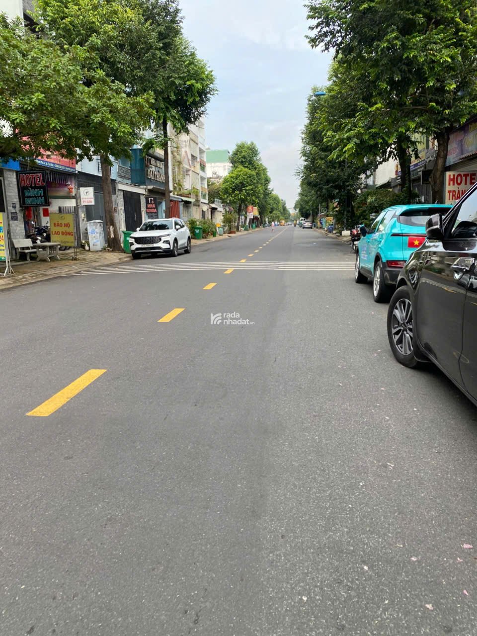 Bán nhà 3 tầng HXH,100m2, ngang 5m, thu nhập 30 triệu,Đường 160, P. Tăng Nhơn Phú A, Quận 9