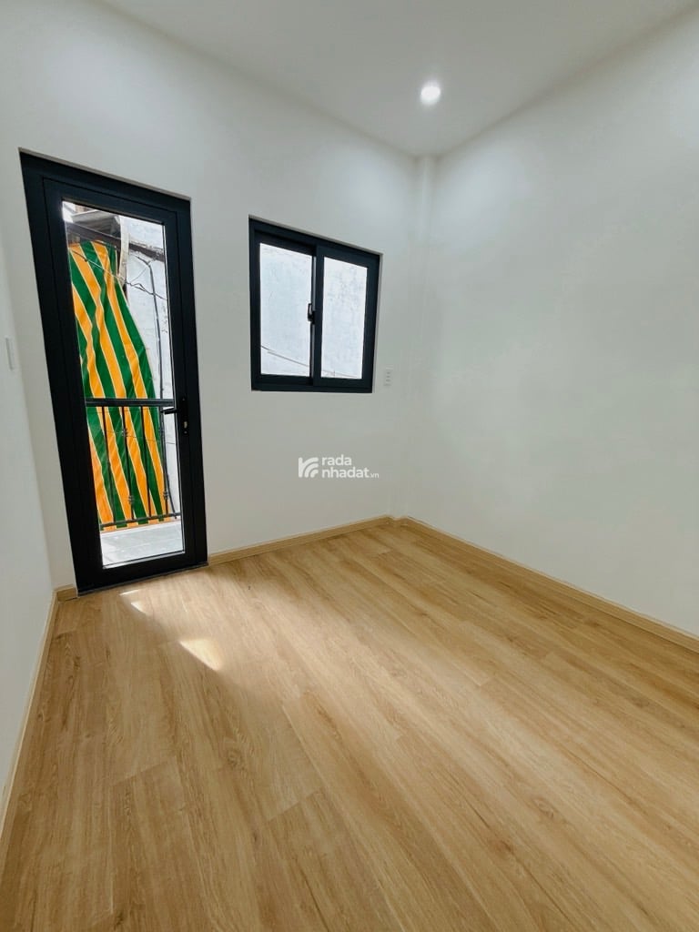 SÁT Q1. ĐINH TIÊN HOÀNG, BÌNH THẠNH,  MỚI Ở NGAY, GIẢM 550TR CHỈ CÒN 3.35T 