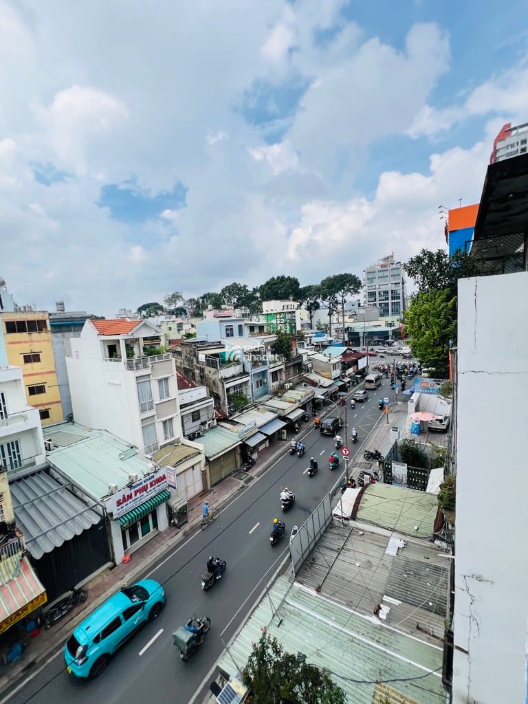 MẶT TIỀN LÊ ĐẠI HÀNH -Q.11- 6 TẦNG - 4x28 VUÔNG A4 - 110M2 - 24 TỶ TL