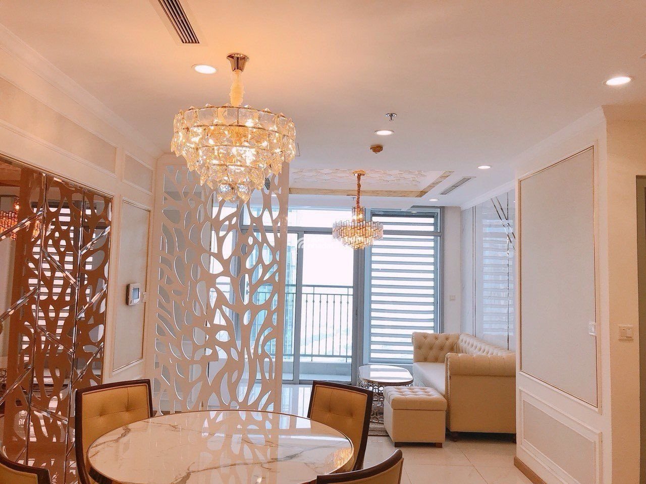 Chuyên cho thuê căn hộ Terra Royal 2 phòng ngủ, giá rẻ 14 triệu/tháng, đầy đủ loại DT