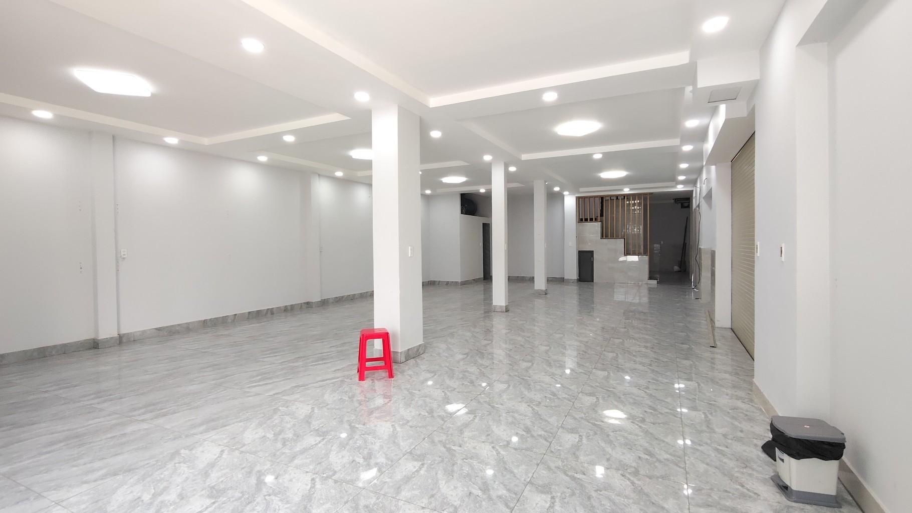 TÂN PHÚ- NHỈNH 42 TỶ CÓ NHÀ MẶT TIỀN KINH DOANH BUÔN BÁN 8x 23 ĐANG CHO THUÊ SPA DÒNG TIỀN ỔN ÁP 