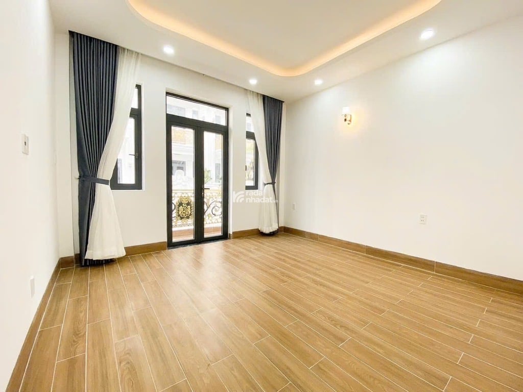 Bán nhà mới xây 5 tầng, đường Hương Lộ 2, DT 4X14, 4PN, hẻm nhựa 10m, sổ hoàn công.