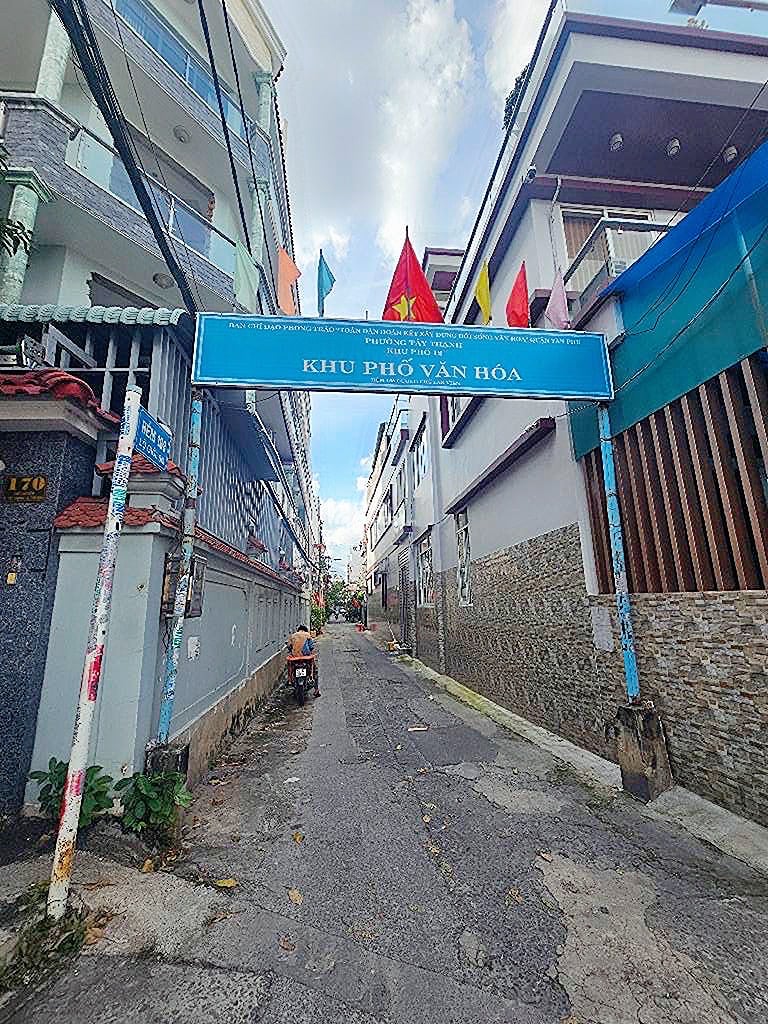 bán nhà đường chế lan viên tây thạnh