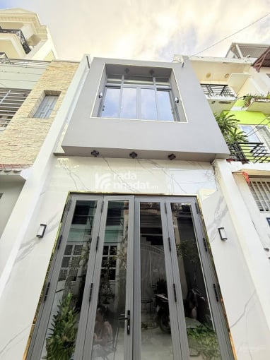 GẤP! Bán gấp nhà Đ Nguyễn Biểu, Phường 1, Quận 5. 40m2, Gần trường ĐH Sài Gòn