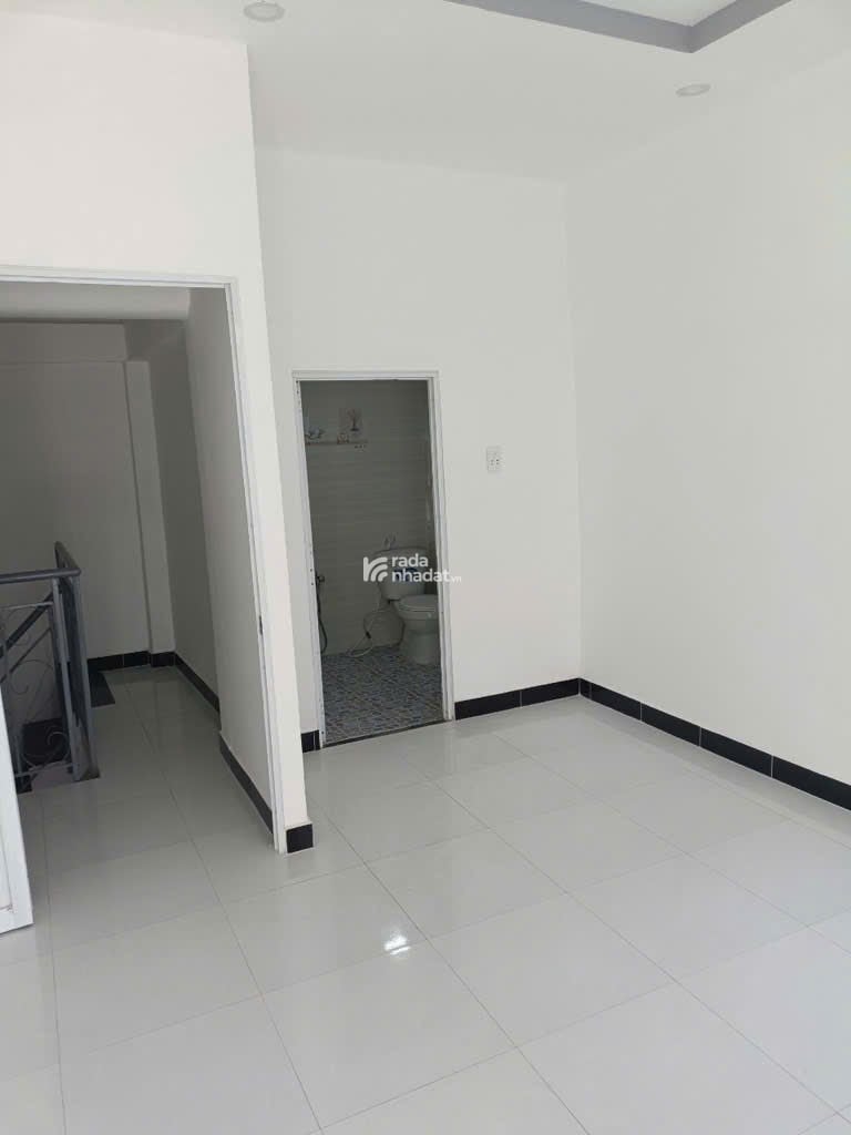 ***HUỲNH VĂN BÁNH - GẦN QUẬN 1, 3 - NỞ HẬU - GIÁ 5.5 TỶ 