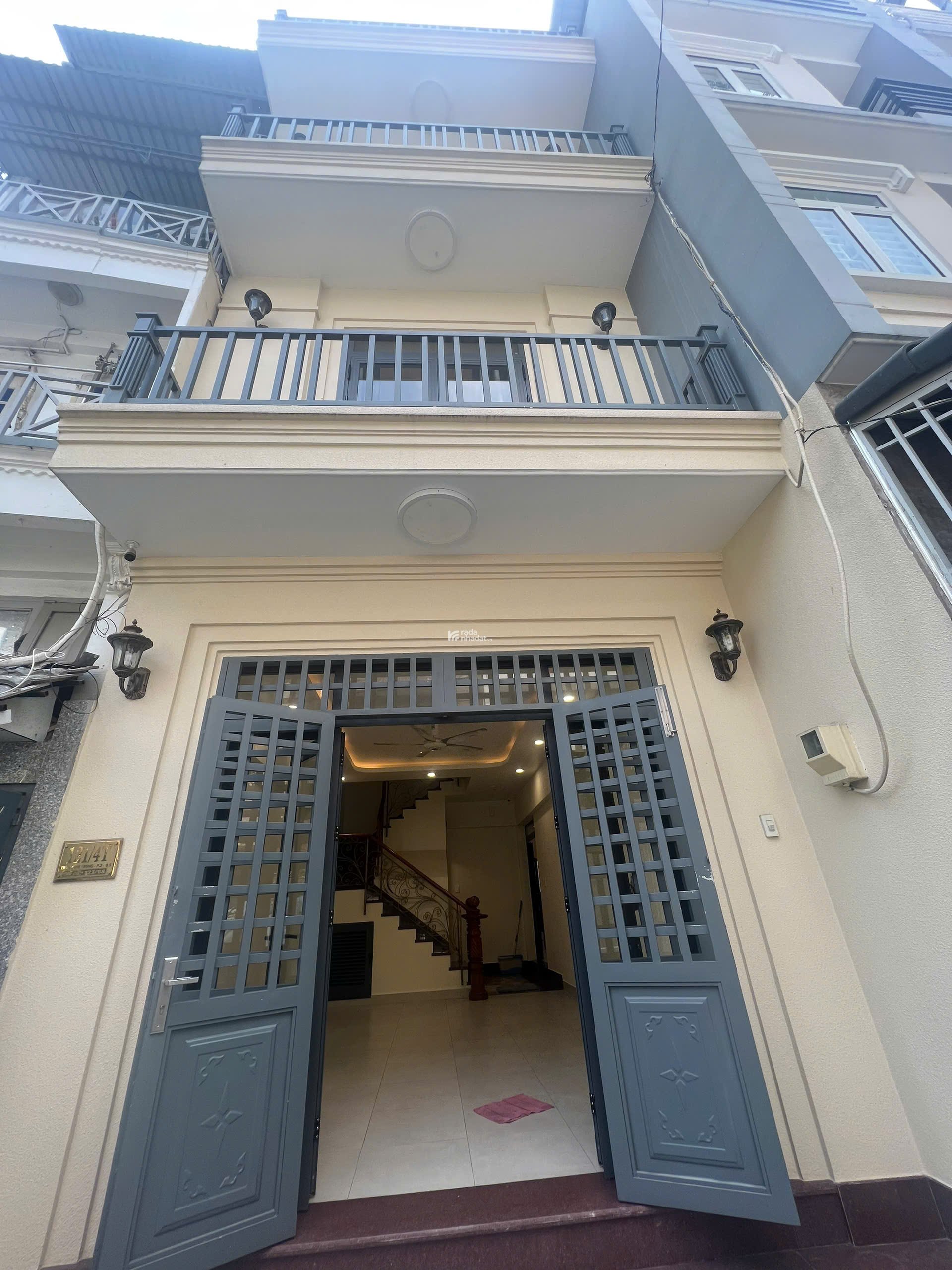 BÁN NHÀ 2 MT TRƯỚC SAU HXH Trần Bình Trọng Quận 5