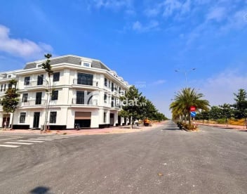 Cần ra gấp lô ngộp Trung tâm Thủ Dầu Một giá 1 tỉ 2 