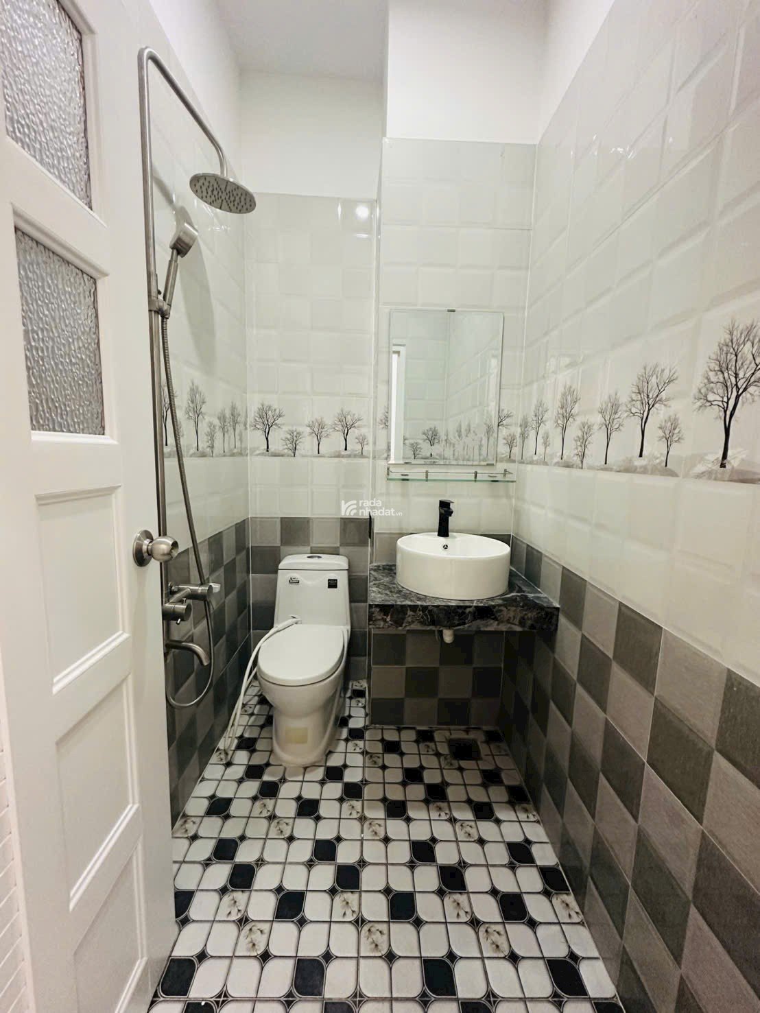 Siêu phẩm hàng Xanh, khu D sầm uất P25, Bình Thạnh. Nhà đẹp, nội thất đầy đủ, 42m2