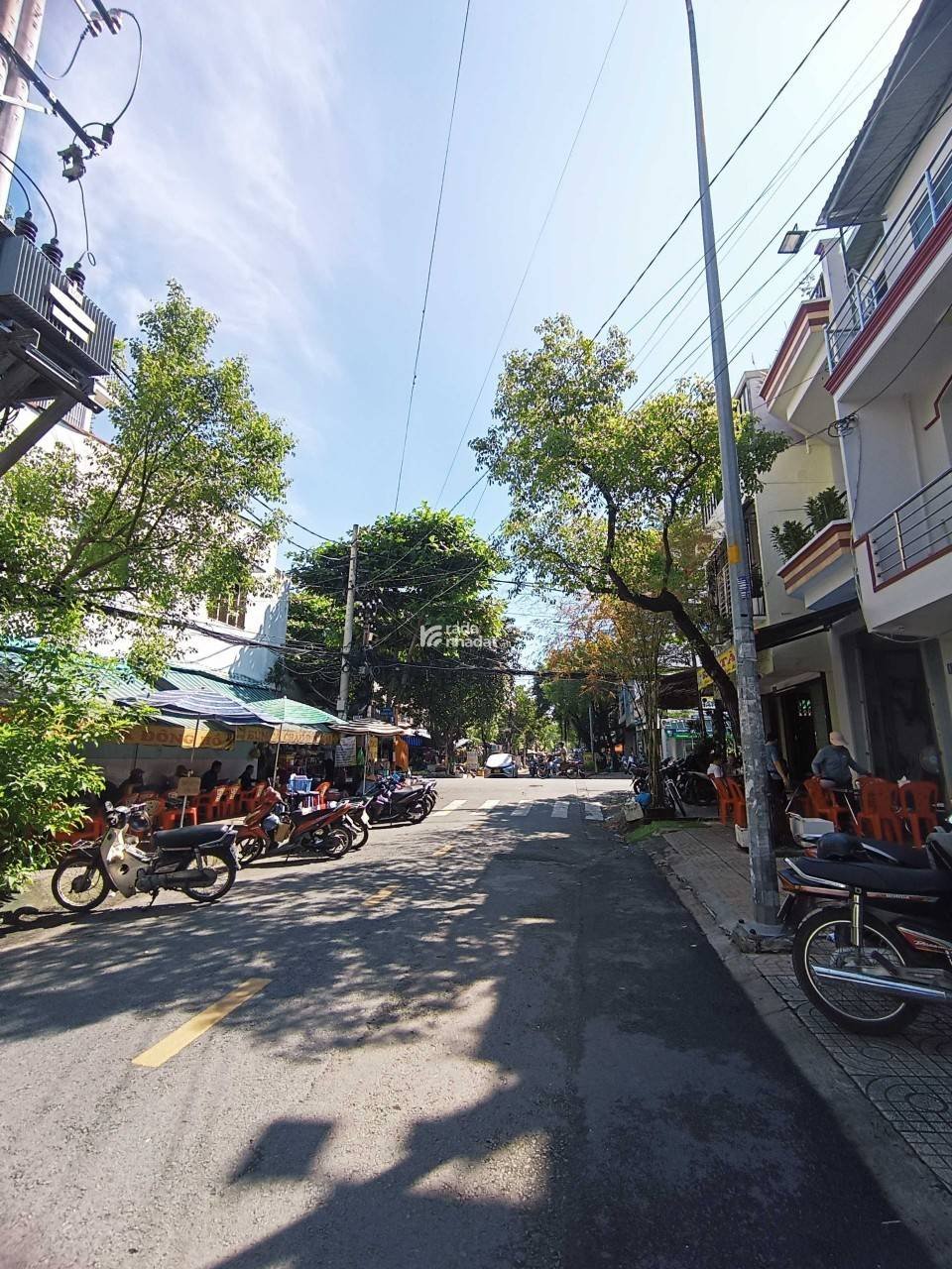 Nhà mặt tiền 3 tầng, kinh doanh tốt, ngay Phạm Hùng, Bùi Điền Quận 8, SHR, không QH, nhỉnh 8 tỷ