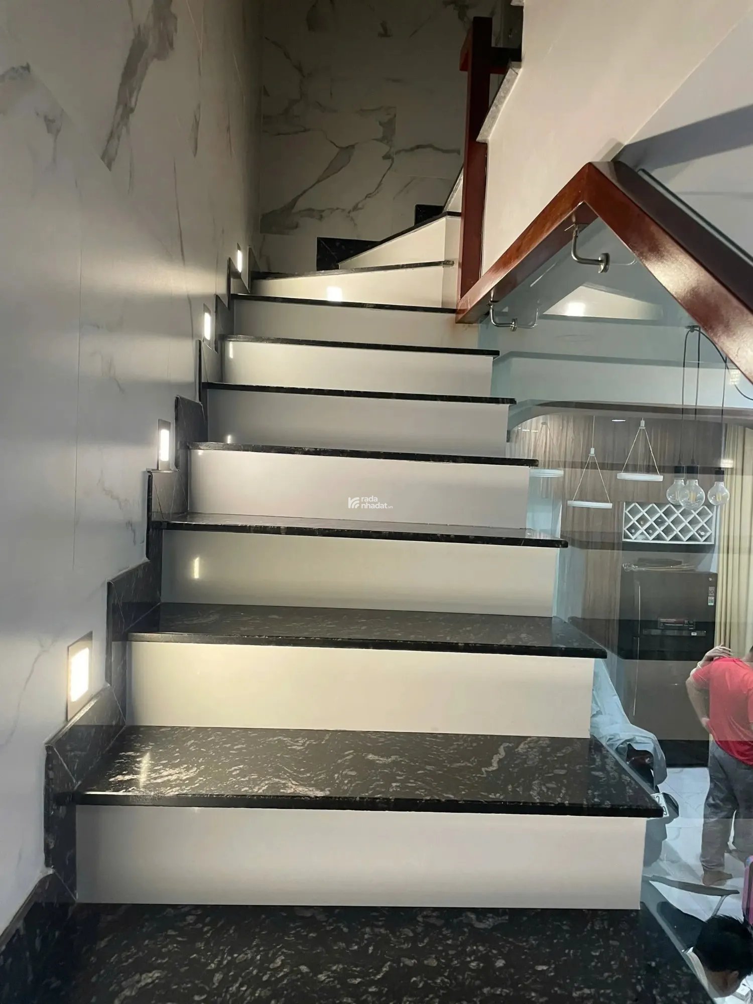 MẶT TIỀN ĐẸP - 4 TẦNG KIÊN CỐ - NGANG 8M HIẾM - SỔ A4 - Ở & KINH DOANH ĐỈNH NGAY TRUNG TÂM TÂN PHÚ 