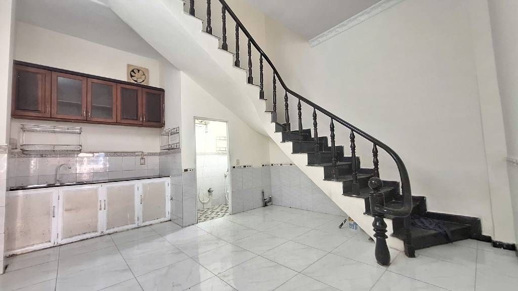 KHU PHÂN LÔ ĐỒNG BỘ HẺM XE HƠI TRÁNH XE HƠI NGỦ TRONG NHÀ 48.8M2 NHÀ 2 TẦNG CHÍNH CHỦ TIỆN XÂY DỰNG