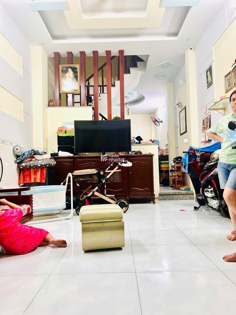BÁN NHÀ BÌNH TÂN 54M2 4 TẦNG 4PN 5.35 TỶ HẺM XE HƠI 6M GIÁP TÂN PHÚ