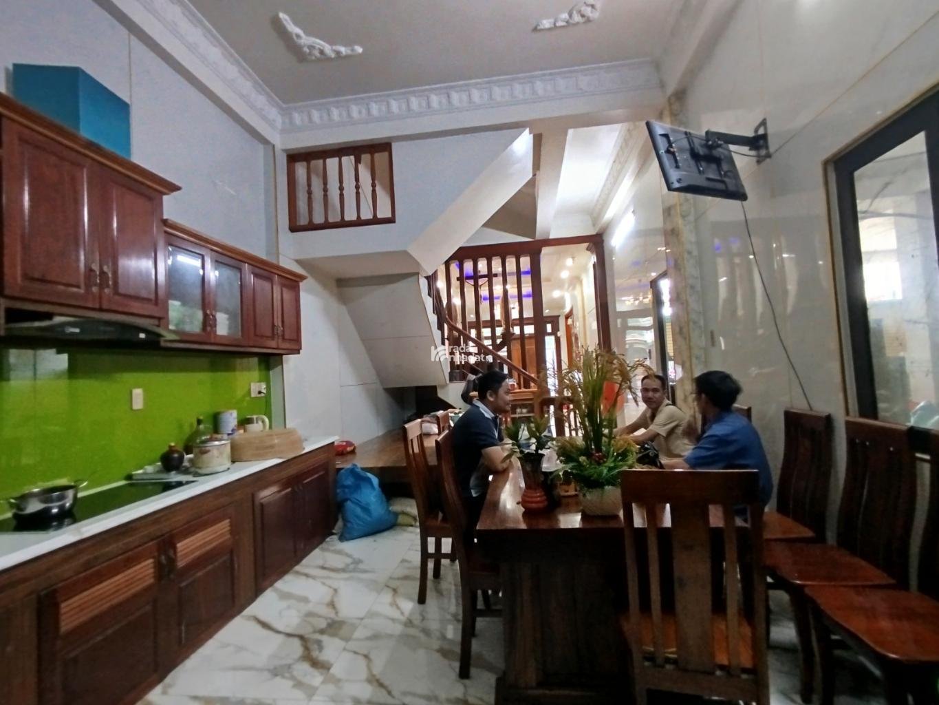 NHÀ ĐẸP 4 TẦNG  XƯỞNG, HẺM Ô TÔ TRÁNH NHAU GẦN BV THỦ ĐỨC, 12X21 CHỈ 10 TỶ.